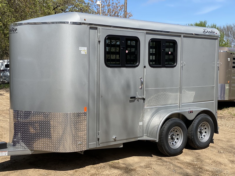 Horse Trailer New 2021 7Tall * Large Tack Room