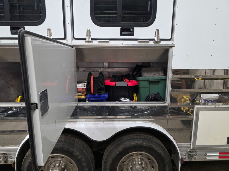 2005 Sundowner Model 8016 Sunlite 725 Grand Sierra