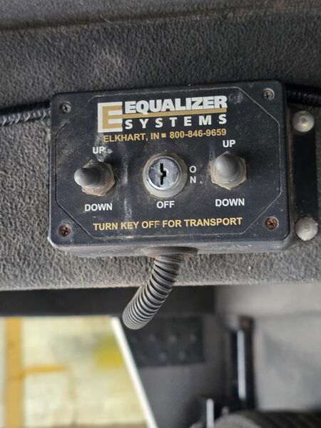 2005 Sundowner Model 8016 Sunlite 725 Grand Sierra