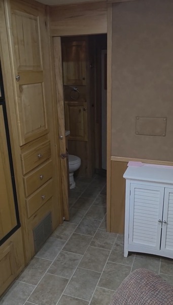 2005 Sundowner Model 8016 Sunlite 725 Grand Sierra