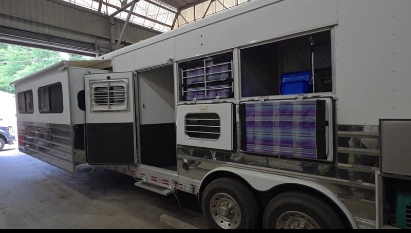 2005 Sundowner Model 8016 Sunlite 725 Grand Sierra