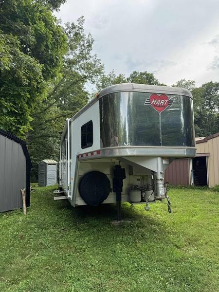 2003 Hart 4 Horse Outlaw Conversion LQ 