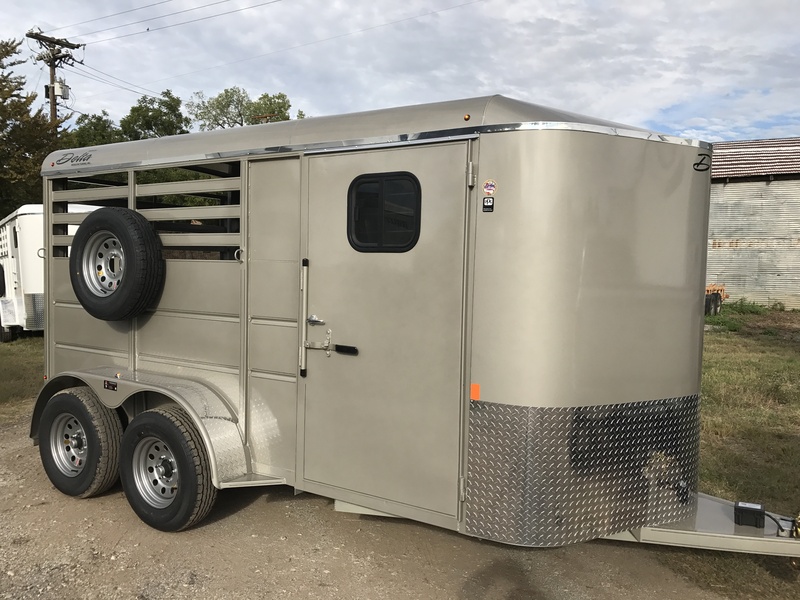 Horse Trailer * Memorial Day Sale *7ft Tall with Large Tack Room ????