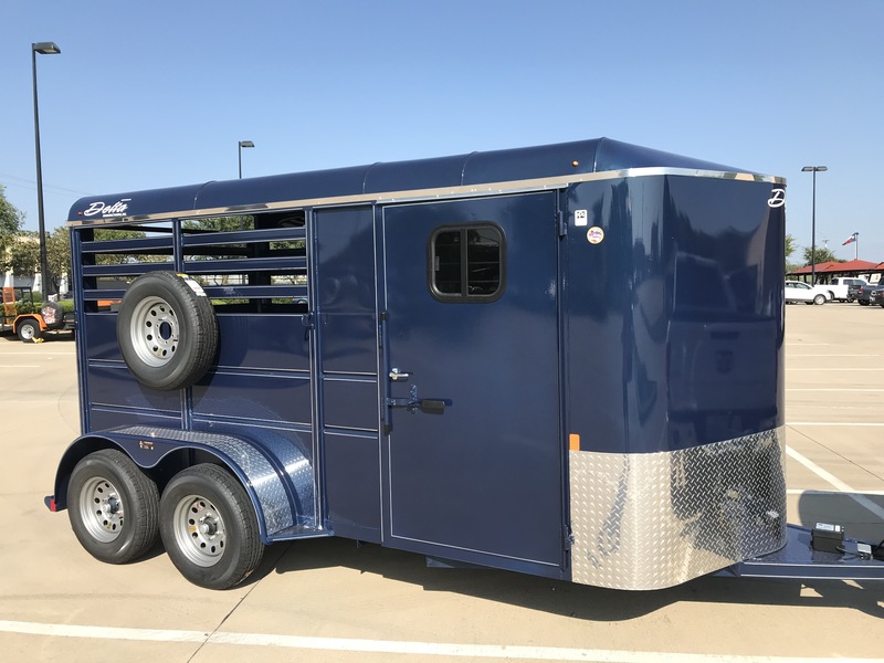 Horse Trailer *7ft Tall with Large Tack Room ????