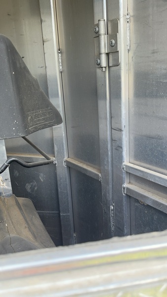 2012 Featherlite Aluminum 4 Horse With Weekender