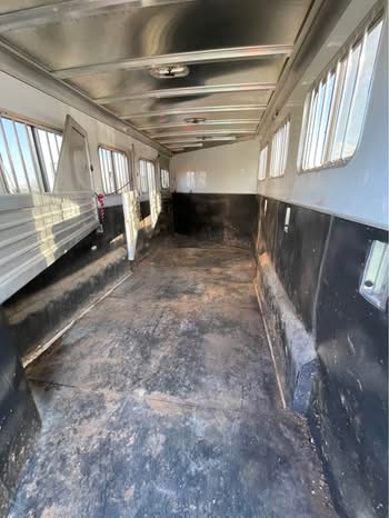 2012 Featherlite Aluminum 4 Horse With Weekender