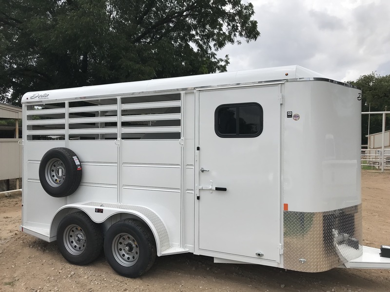  3 Horse Trailer * 7ft Tall