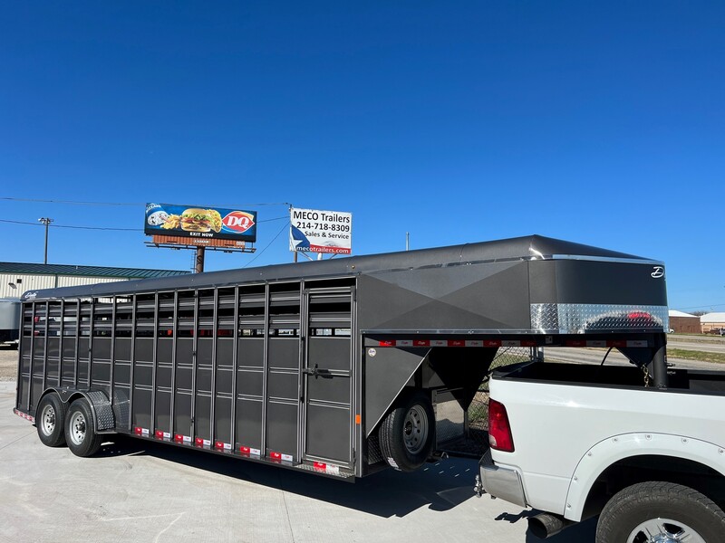 Trailer Livestock / Horse *  Lifetime Floor