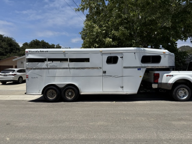 3 Horse Trailswest Goosneck