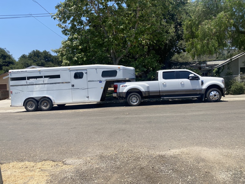 3 Horse Trailswest Goosneck
