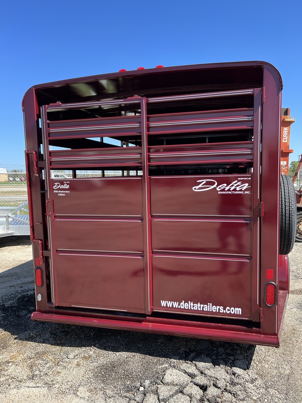 Trailer Stock Load * Extra Wide* Large Escape Door